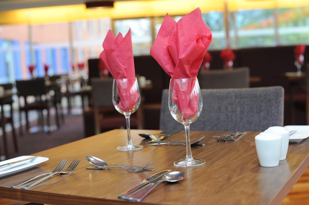 Park Inn By Radisson Birmingham Γουόλσολ Εξωτερικό φωτογραφία