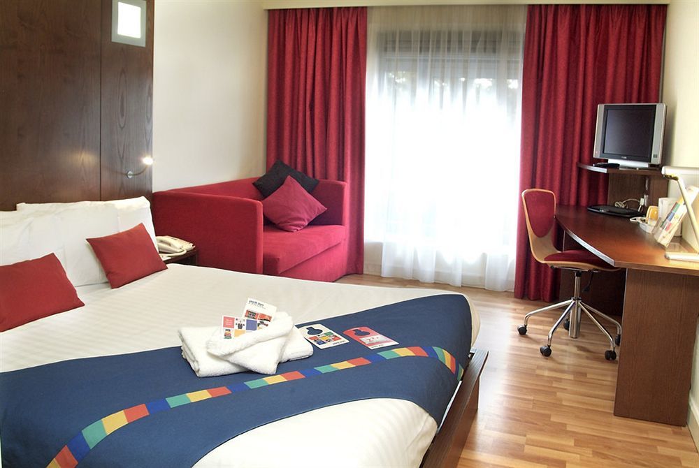 Park Inn By Radisson Birmingham Γουόλσολ Εξωτερικό φωτογραφία